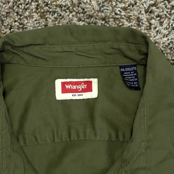 Wrangler Shirt Men's XXL Olive Green Button Up Short Sleeve‎ Utility Pockets - Picture 5 of 10